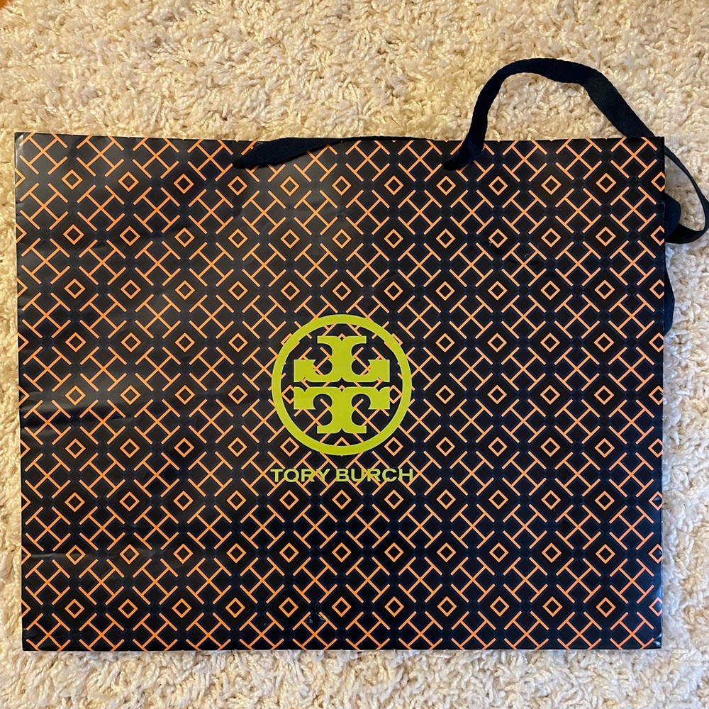 5 TORY BURCH SHOEBOXES - plus big shopping bag - Picture 6 of 6
